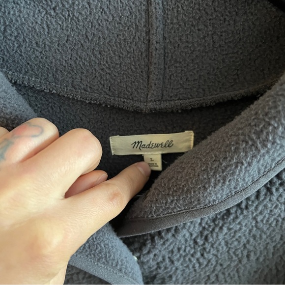 Madewell Re)sourced Sherpa Popover Top - Picture 9 of 11